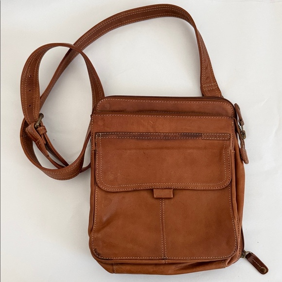 Fossil Handbags - Fossil, vintage Brown Leather Crossbody Bag